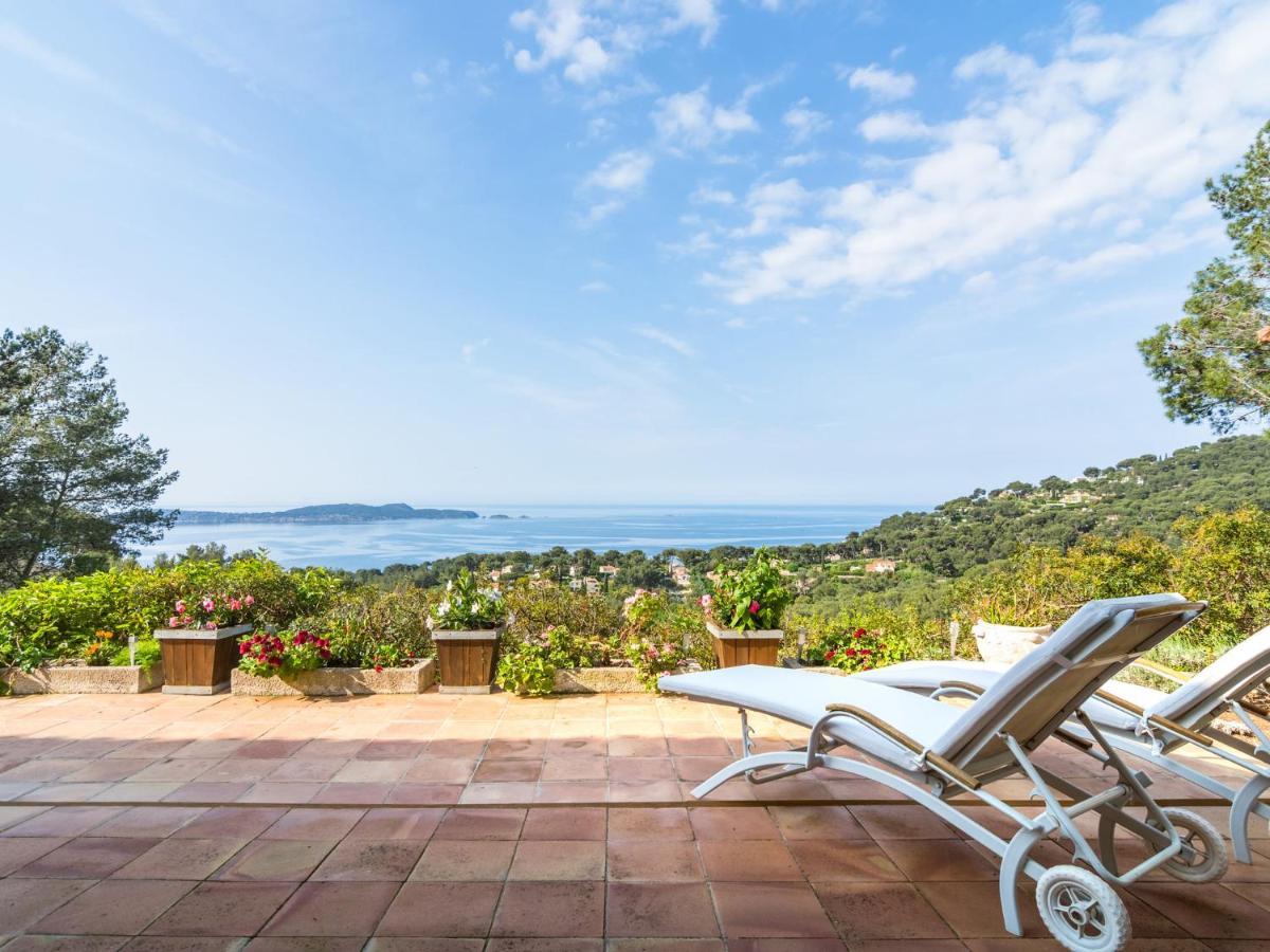 耶尔Pretty House With Sea View On The Hy Res别墅 客房 照片